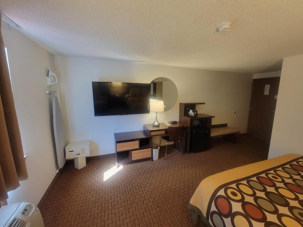 Super 8 by Wyndham Cody